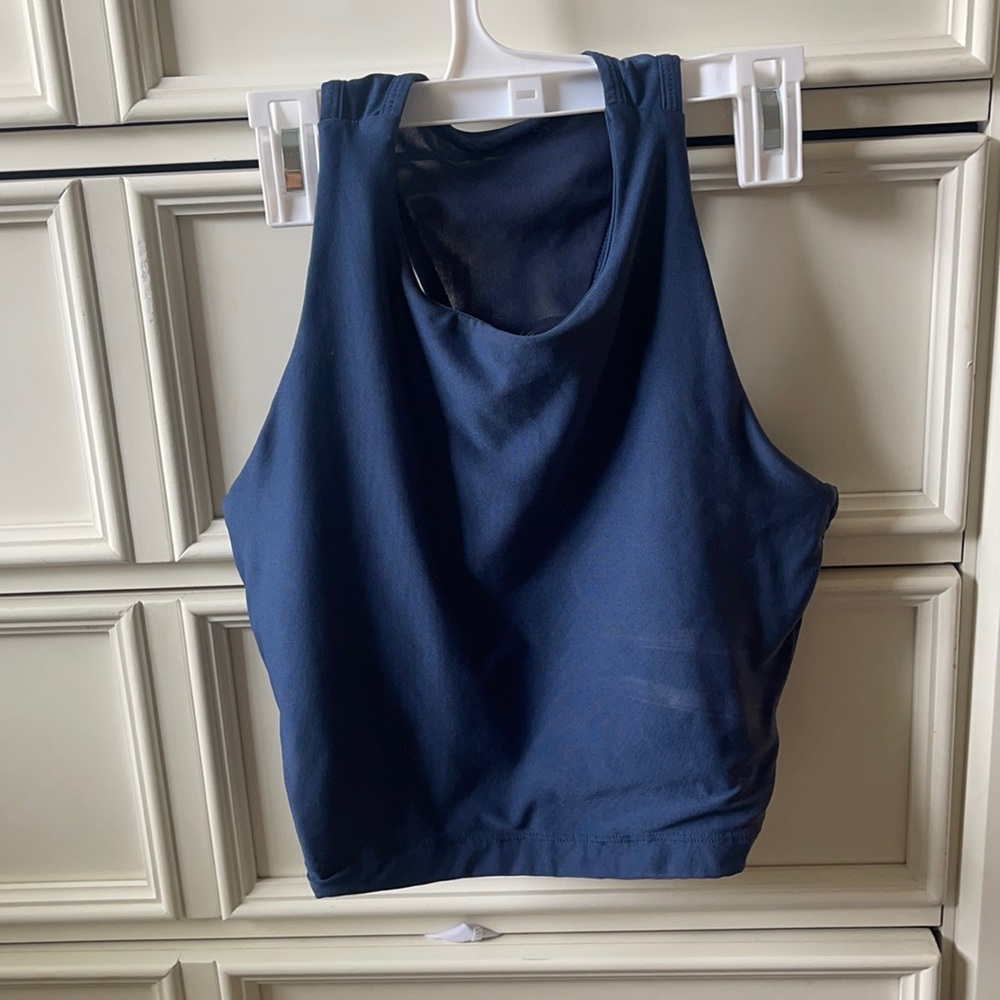 Cropped workout top